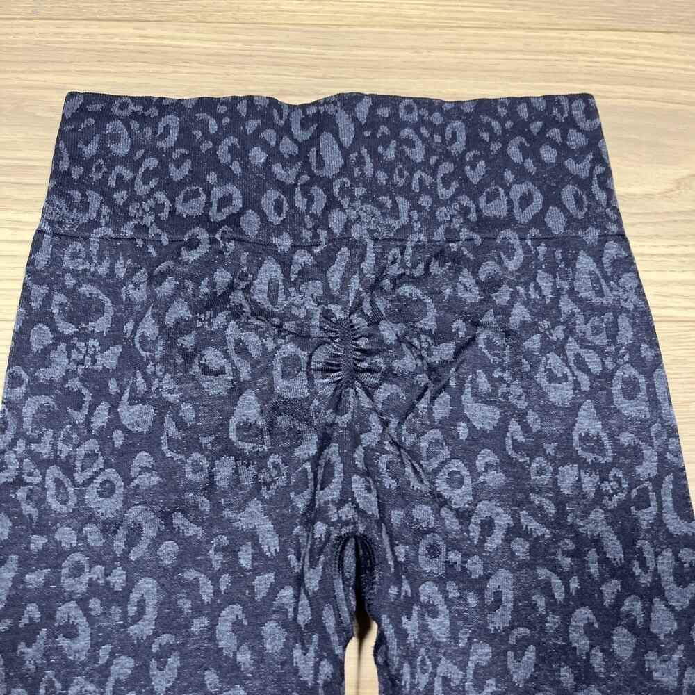 Gymshark Adapt Animal Seamless Leggings Black Size Medium- Scrunch Bum - Picture 9 of 11